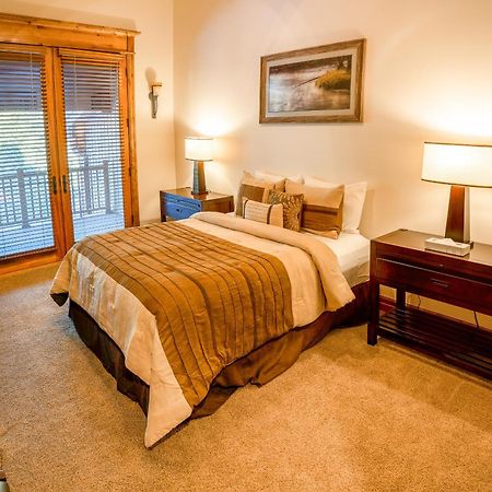Silver Aspen - Five Bedroom Loft Luxury Townhome Hotel Room Solitude Екстер'єр фото